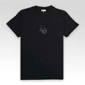 embroidered-logo-t-shirt-6