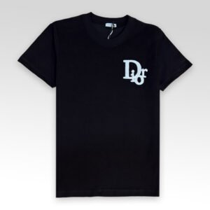 embroidered-logo-t-shirt-3