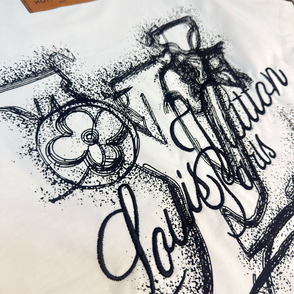 Print and Embroidered Signature T-Shirt - Image 4
